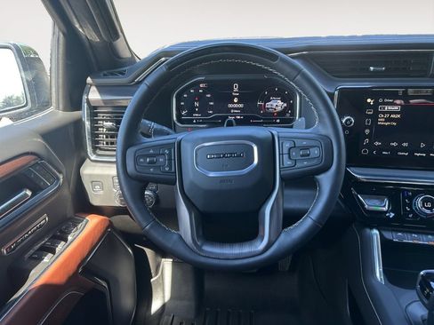 Used 2025 GMC Sierra 1500 Denali Ultimate AWD/4WD image 14