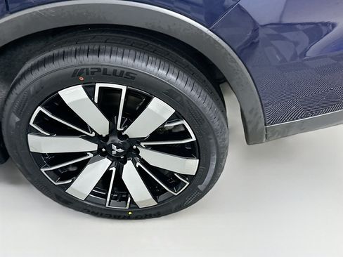 Used 2025 Mitsubishi Outlander SE FWD image 11