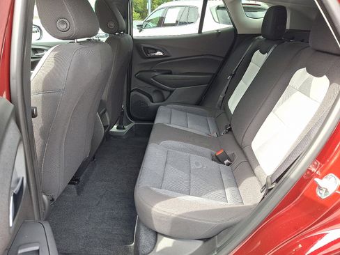 Used 2024 Chevrolet Trax LS image 11