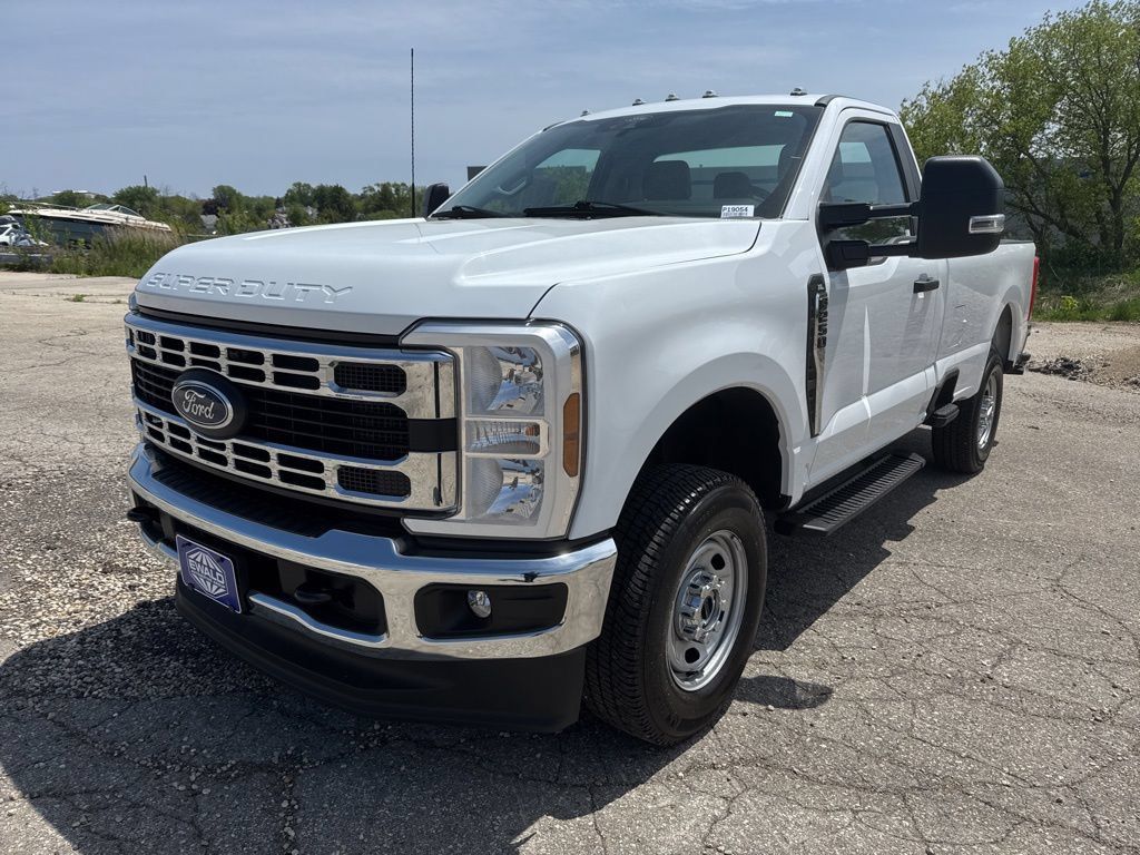 Used 2024 Ford F250 XL w/ XL Chrome Package AWD/4WD image 5