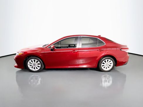 Used 2020 Toyota Camry LE FWD image 6