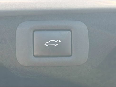 Used 2023 Lexus ES 350 F Sport w/ Accessory Package (Z2) FWD image 13