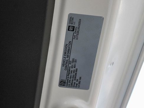 New 2025 Cadillac Escalade IQ Luxury 2 image 31