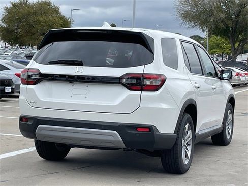 New 2025 Honda Pilot EX-L image 4