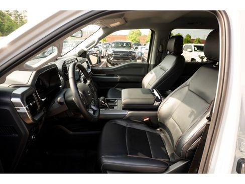 Used 2023 Ford F150 Lariat w/ FX4 Off-Road Package AWD/4WD image 12