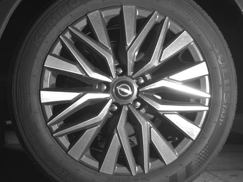 Used 2025 Nissan Altima 2.5 SV image 14