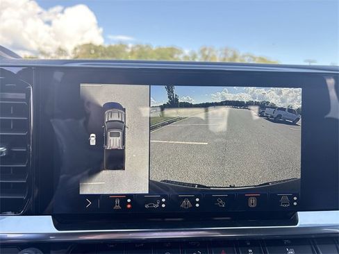 New 2026 Chevrolet Silverado 1500 High Country w/ Technology Package image 15