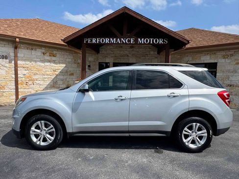 Used 2016 Chevrolet Equinox LT w/ Convenience Package FWD image 2