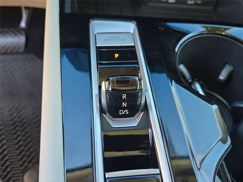 New 2026 Volkswagen Atlas SE FWD image 23