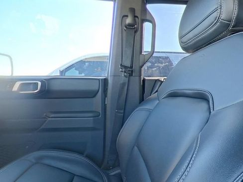Used 2025 Ford Bronco Outer Banks AWD/4WD image 27
