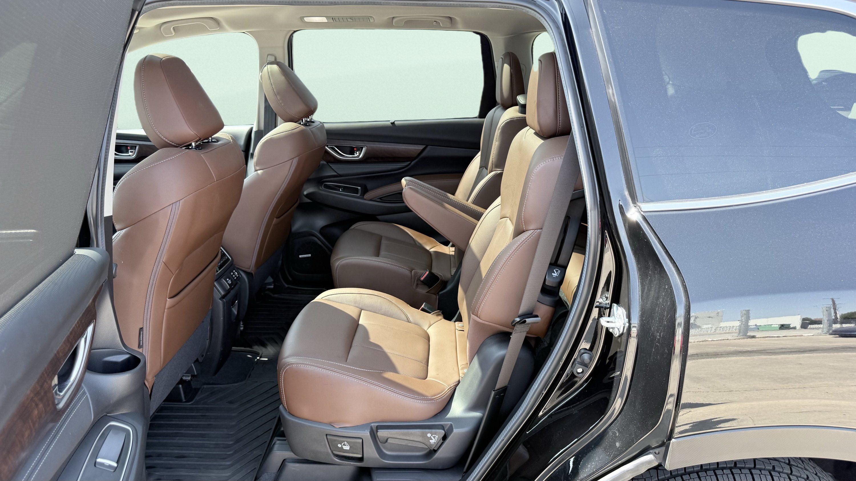 Used 2025 Subaru Ascent Touring AWD/4WD image 3