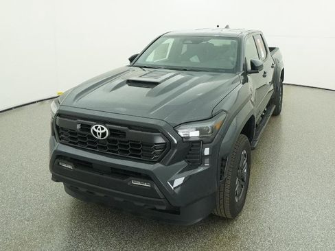 New 2025 Toyota Tacoma TRD Sport image 5