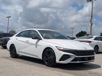 Used 2026 Hyundai Elantra SEL Sport Premium