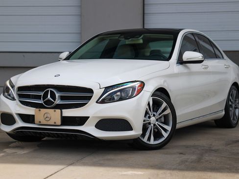 Used 2015 Mercedes-Benz C 300 Sedan image 1