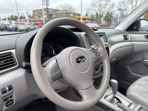Used 2010 Subaru Forester 2.5X image 7