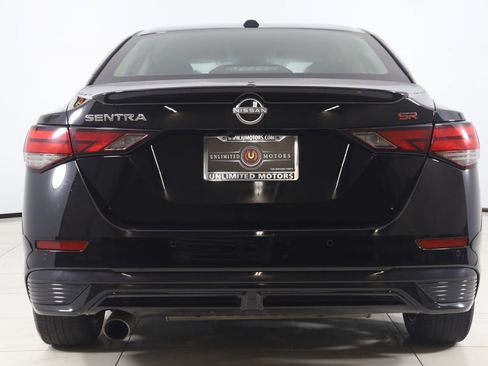 Used 2025 Nissan Sentra SR FWD image 42