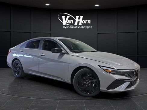 New 2026 Hyundai Elantra SEL Sport image 1