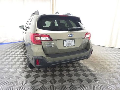 Used 2018 Subaru Outback 2.5i Limited image 6
