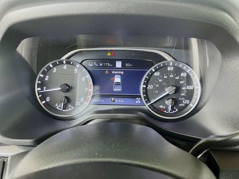 Used 2021 Nissan Titan SV w/ SV Convenience Package AWD/4WD image 18