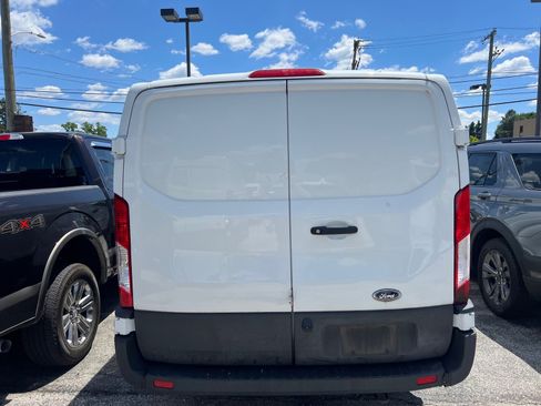 Used 2020 Ford Transit 150 Low Roof RWD image 5