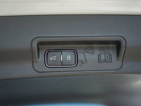 Used 2026 Ford Explorer ST-Line AWD/4WD image 14