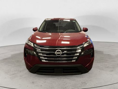 Used 2025 Nissan Rogue SV AWD/4WD image 9