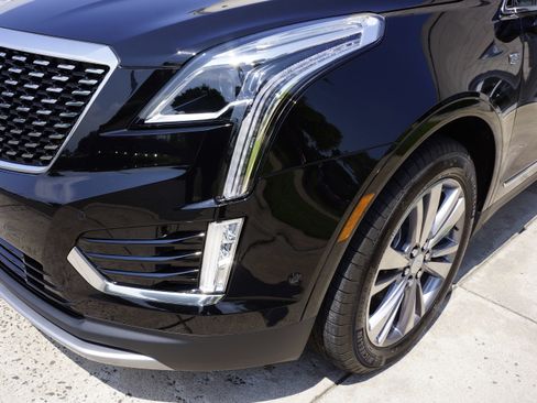 Used 2025 Cadillac XT5 Premium Luxury image 16