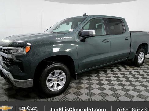 Certified 2025 Chevrolet Silverado 1500 LT AWD/4WD image 25