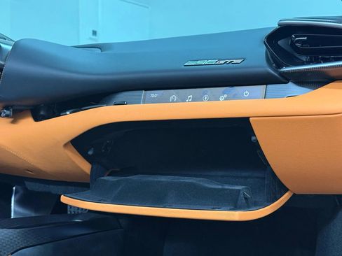 Used 2024 Ferrari 296 GTS image 39