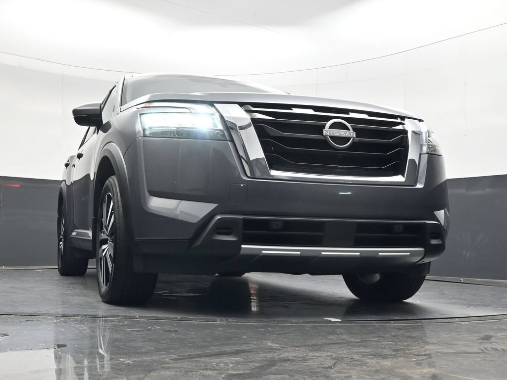 Used 2024 Nissan Pathfinder Platinum w/ Cargo Package FWD image 25