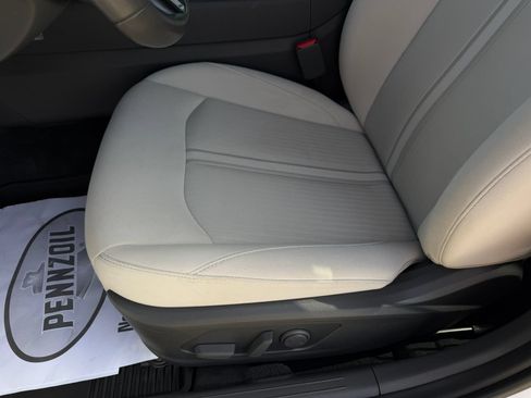Used 2025 Hyundai Sonata SEL FWD image 12