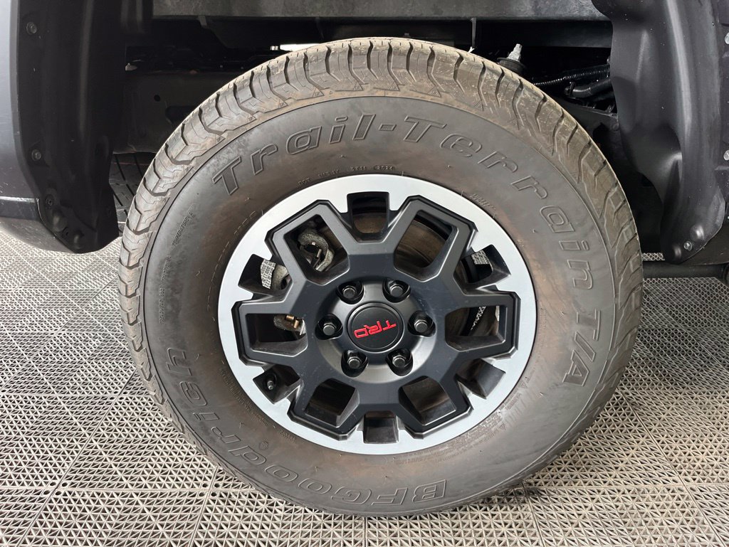Used 2024 Toyota Tacoma TRD Off-Road AWD/4WD image 28