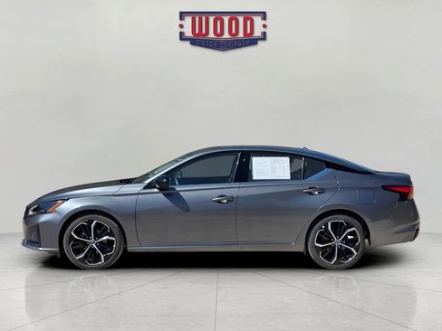 Used 2024 Nissan Altima 2.5 SR image 4