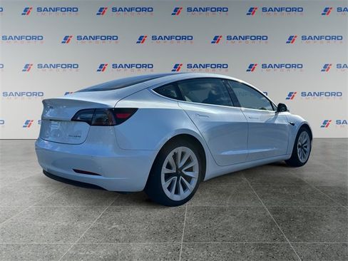 Used 2018 Tesla Model 3 Long Range image 5
