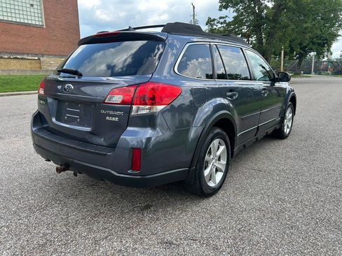 Used 2014 Subaru Outback 2.5i Limited AWD/4WD image 4
