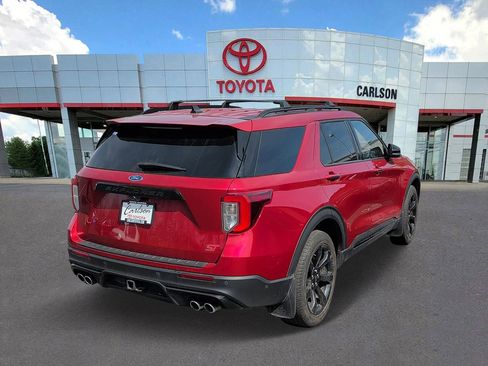 Used 2022 Ford Explorer ST w/ ST Street Pack image 5