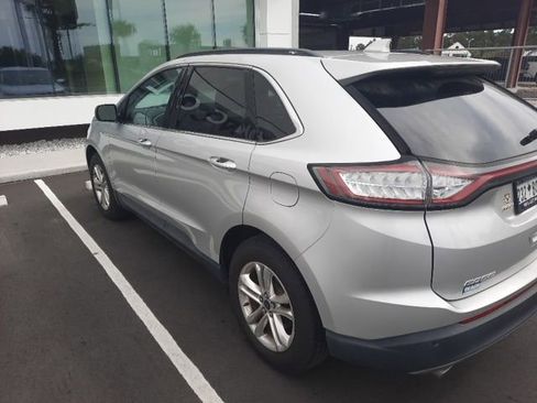 Used 2018 Ford Edge SEL w/ Equipment Group 201A FWD image 6