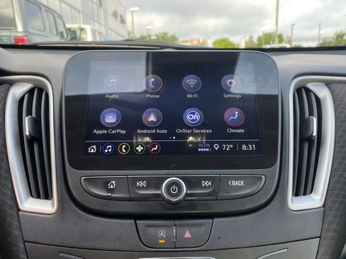 Used 2025 Chevrolet Malibu LT FWD image 21