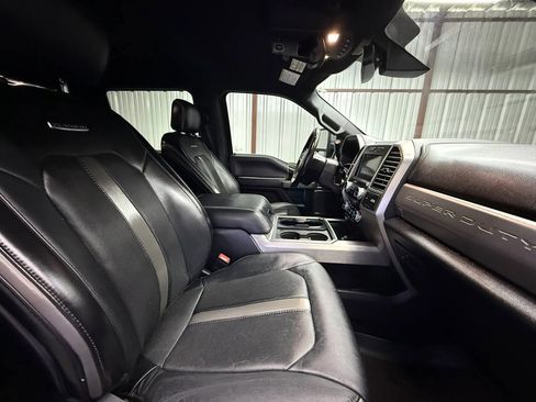 Used 2019 Ford F250 Platinum image 12