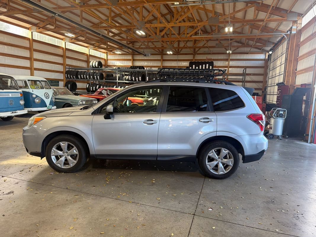 Used 2014 Subaru Forester 2.5i Limited w/ Popular Package #2 AWD/4WD image 11