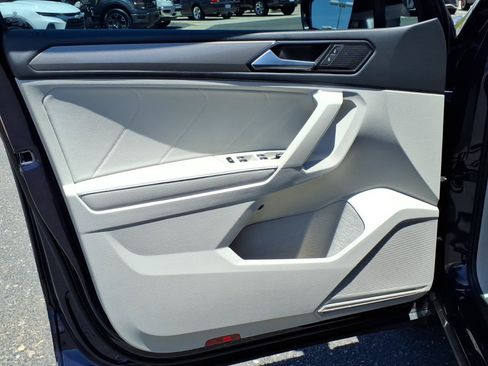 Certified 2023 Volkswagen Tiguan SE FWD image 17