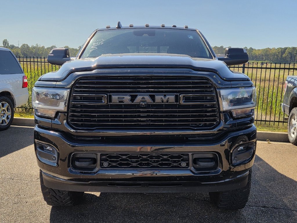 Used 2022 RAM 2500 Laramie AWD/4WD image 2