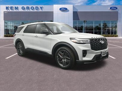 New 2027 Ford Explorer ST-Line w/ Premium Package