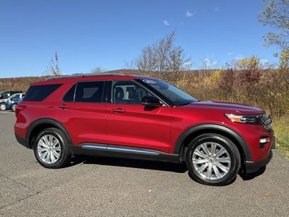 Used 2023 Ford Explorer Limited w/ Limited Technology Package