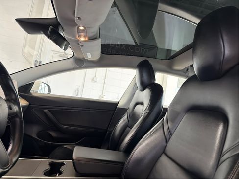 Used 2019 Tesla Model 3 Mid Range RWD image 25