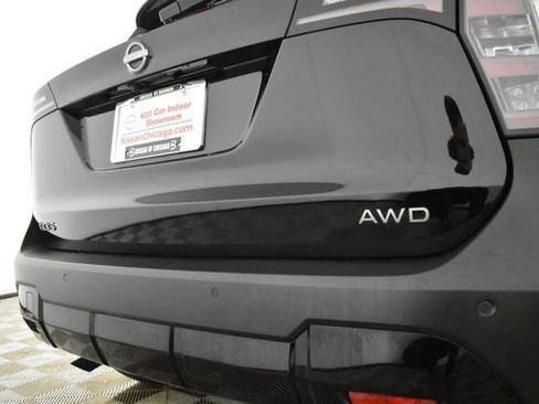 Certified 2025 Nissan Kicks SV AWD/4WD image 36