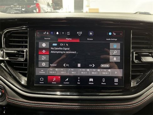 Used 2023 Dodge Durango GT image 16