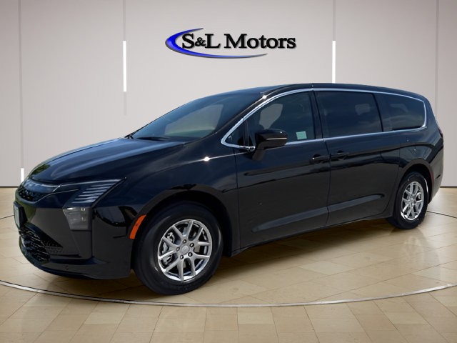 New 2027 Chrysler Pacifica Select FWD image 4