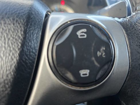 Used 2012 Toyota Camry SE image 19