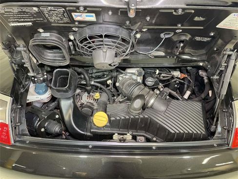 Used 2001 Porsche 911 Carrera 4 image 20